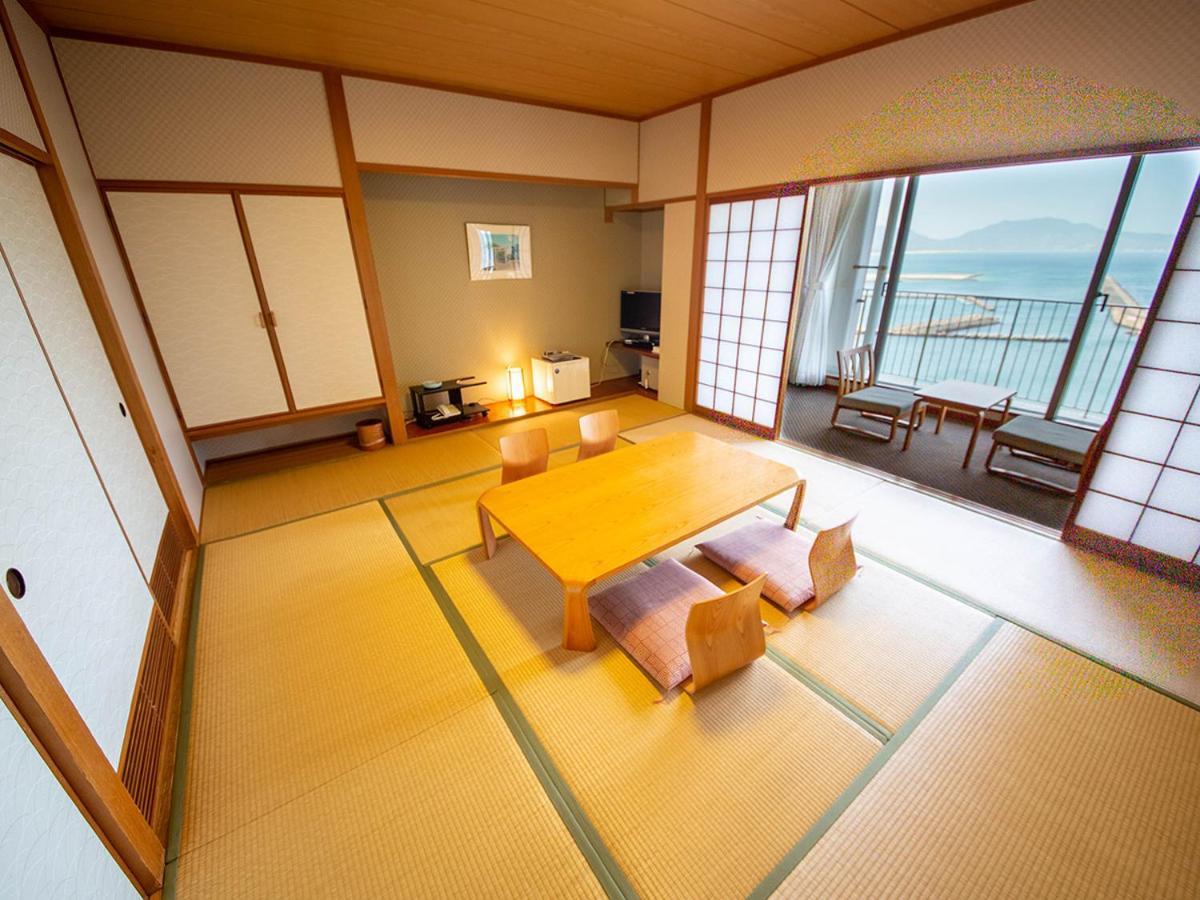 מלון קיטקיושו Kokumin Shukusha Marine Terrace Ashiya מראה חיצוני תמונה